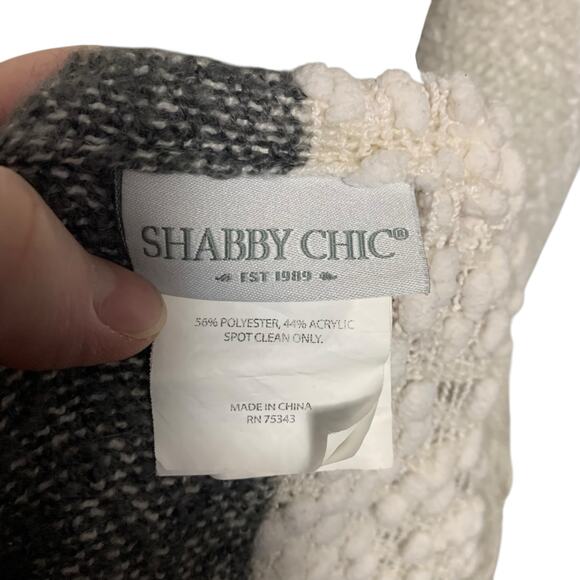 Shabby Chic Gray Knitted Throw Blanket (44'' X 68'') - Picture 5 of 5
